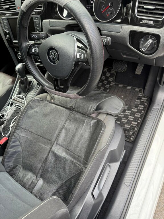 Volkswagen Golf Estate White #6