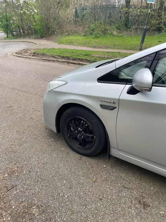 Toyota Prius 1.5 Silver #5