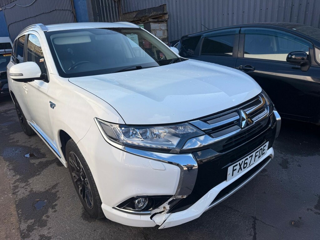 Mitsubishi Outlander 2.0 H 12Kwh 4H FX67FDE White #5