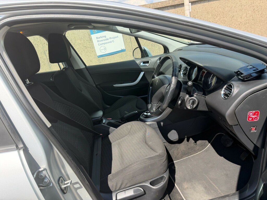 Peugeot 308 SW 1.6 Vti S Silver #12