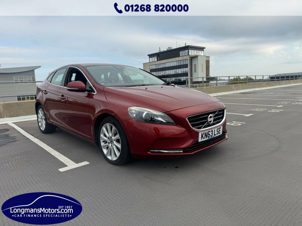 Volvo V40 2L Se Lux Nav Red