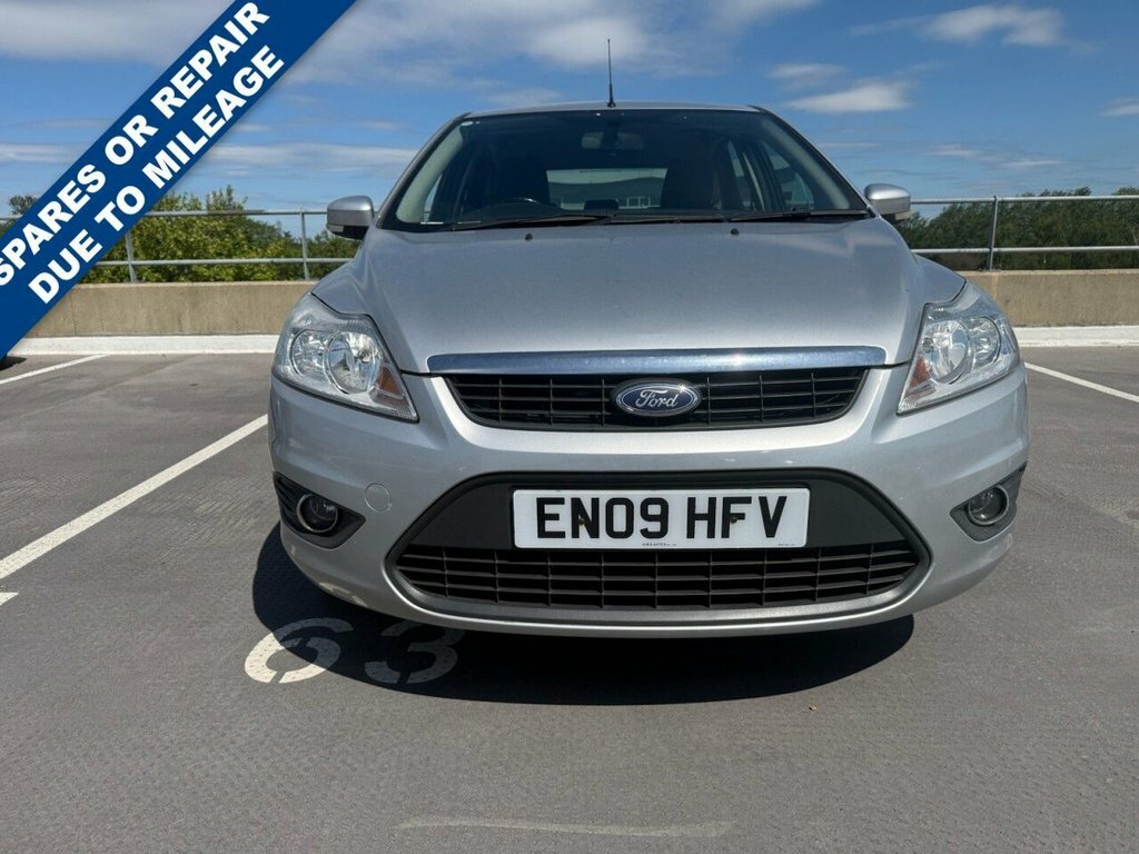 Ford Focus 1.6L Style Silver #2