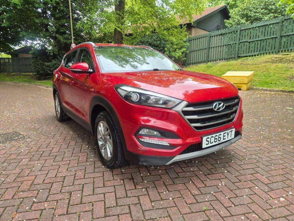 Hyundai Tucson 1.7 Crdi Blue Drive Se Nav Euro 6 S S Red