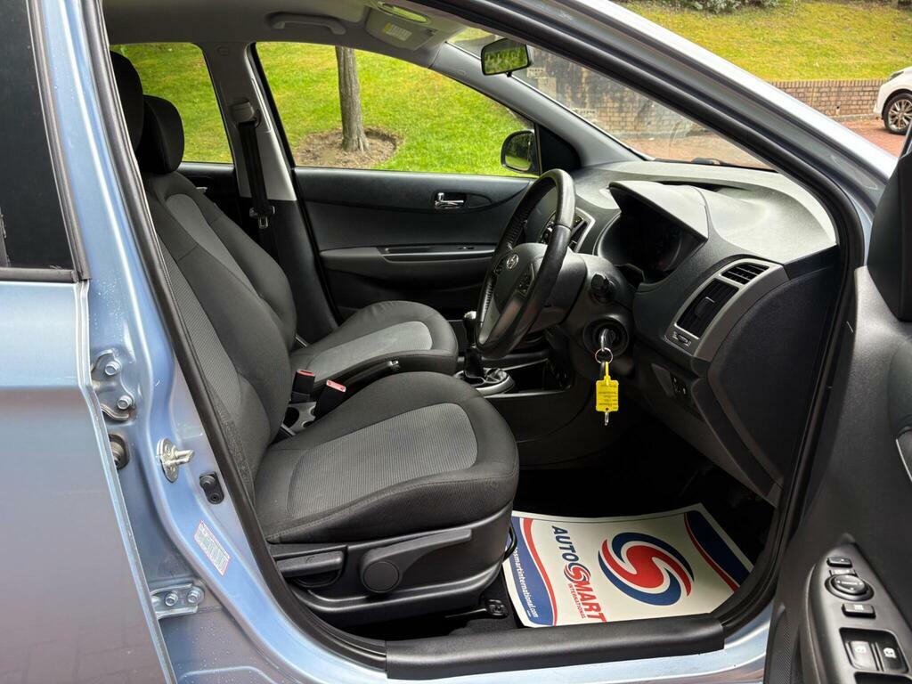 Hyundai I20 1.2 Active Euro 5 Blue #3