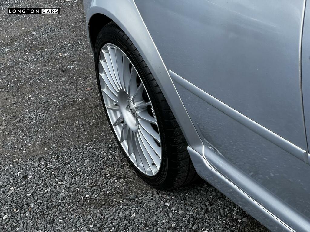 Volkswagen Golf Hatchback Silver #19