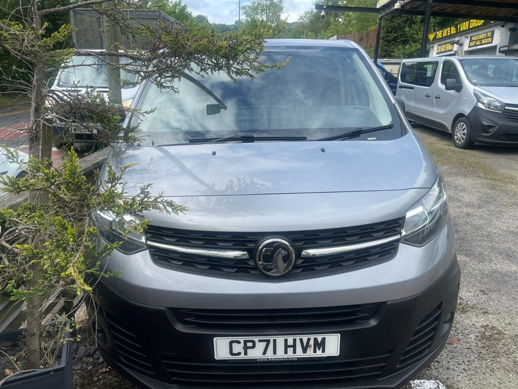 Vauxhall Vivaro L2h1 F3100 Dynamic Crew-cab CP71HVM Grey #4