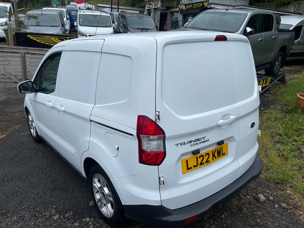 Ford Transit Courier Limited Tdci LJ22KWL White #6