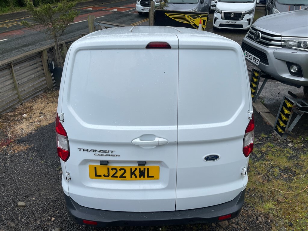 Ford Transit Courier Limited Tdci LJ22KWL White #5