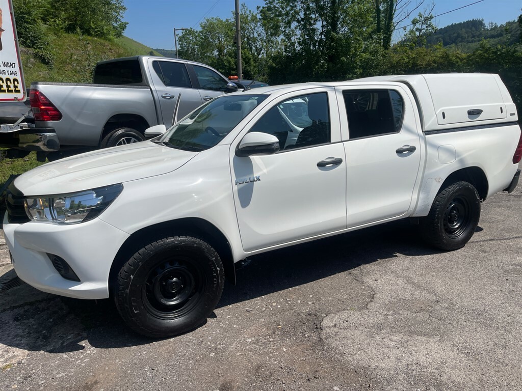 Toyota HILUX Active 4Wd D-4d Dcb NL20TVE White #6