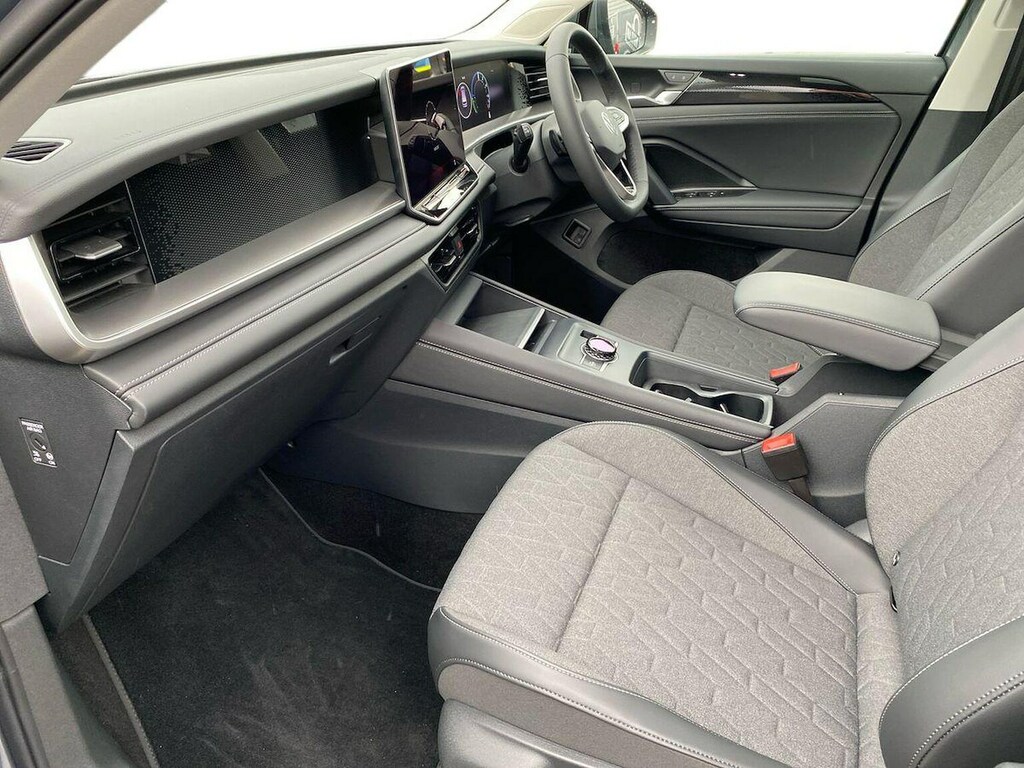 Volkswagen Tayron 1.5 Tsi Ehybrid Match Dsg6 PE75YMP Grey #2