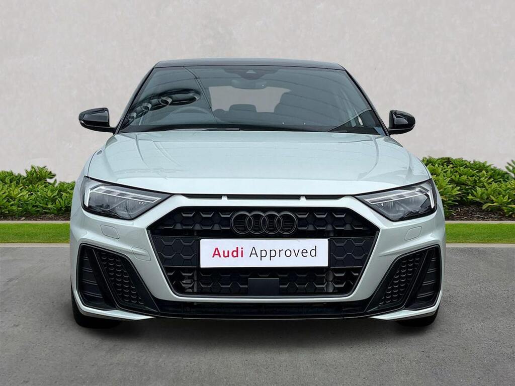 Audi A1 30 Tfsi Black Edition S Tronic SF75XCJ Silver #5