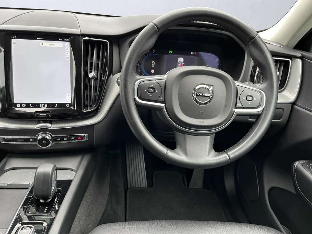 Volvo XC60 2.0 B5p Core Awd Geartronic OW72EVH Black #5