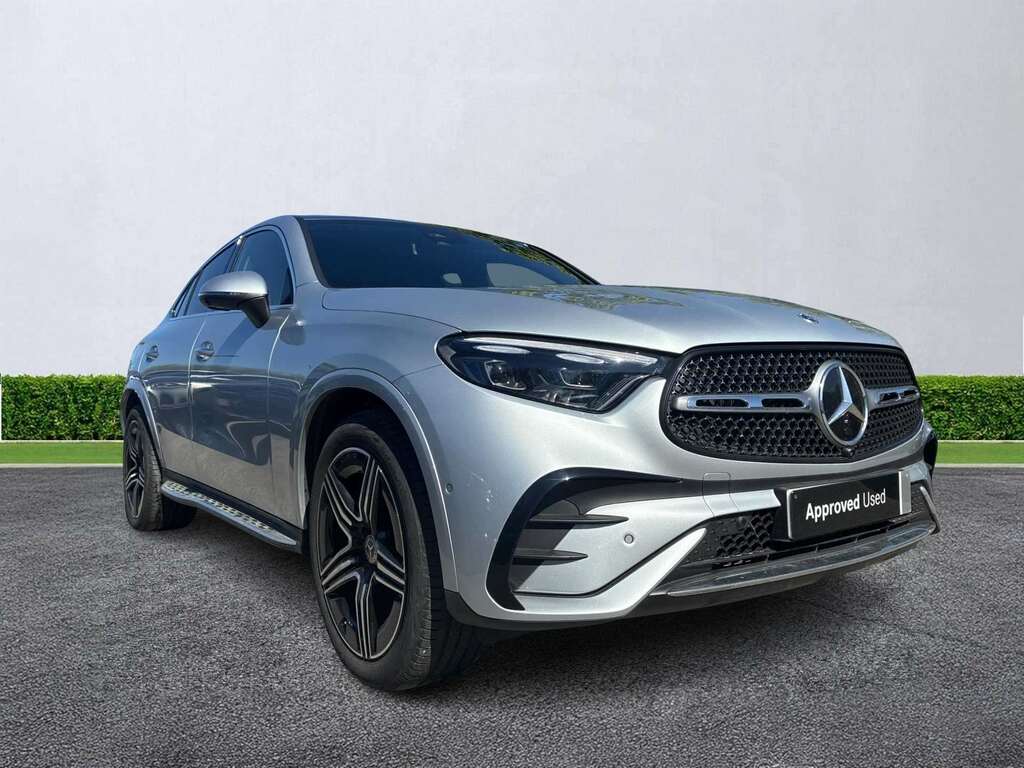 Mercedes-Benz GLC Class Glc 300 4Matic Amg Line Premium 9G-tronic Silver