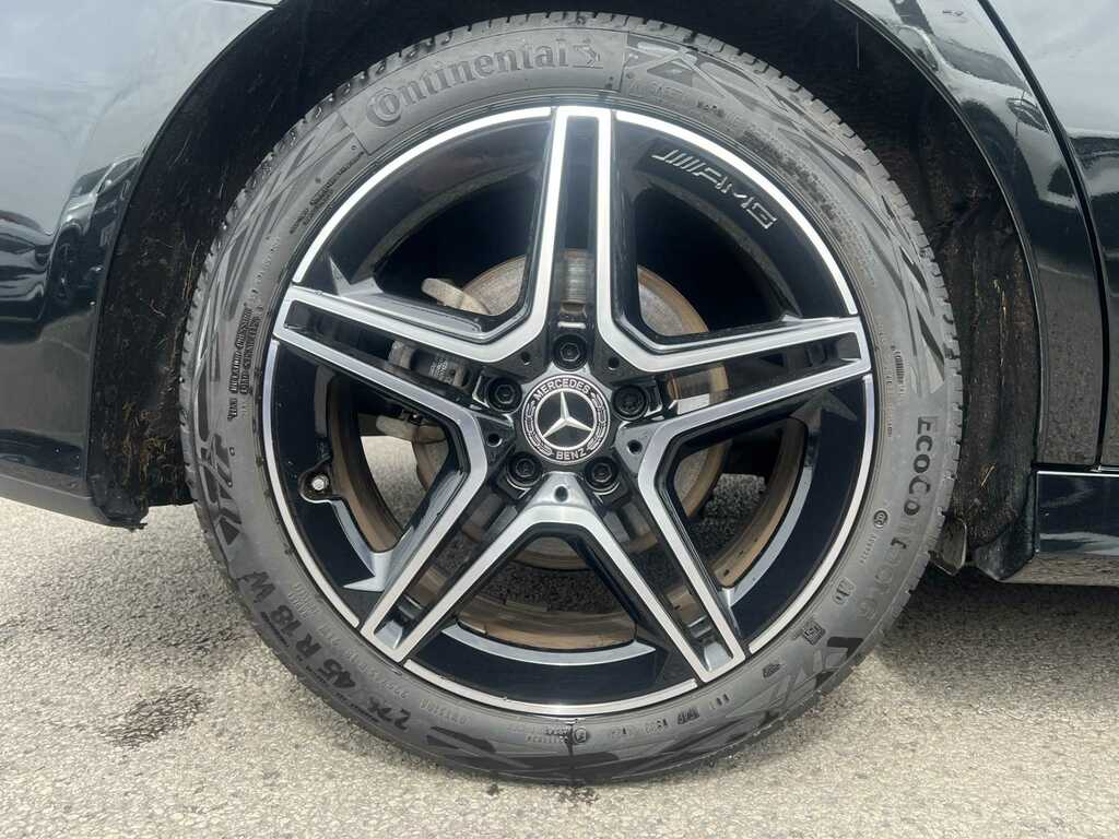 Mercedes-Benz A Class A200 Amg Line Executive KS25UOV Black #6