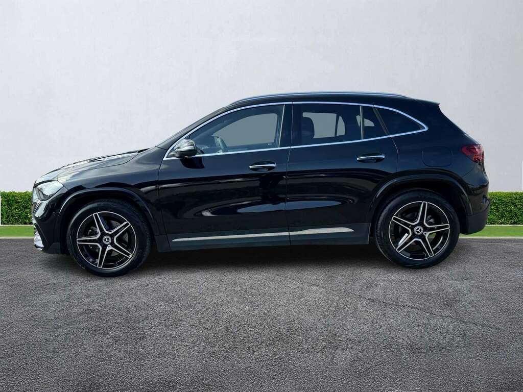 Mercedes-Benz GLA Class Gla 200 Amg Line Executive KP75THV Black #4