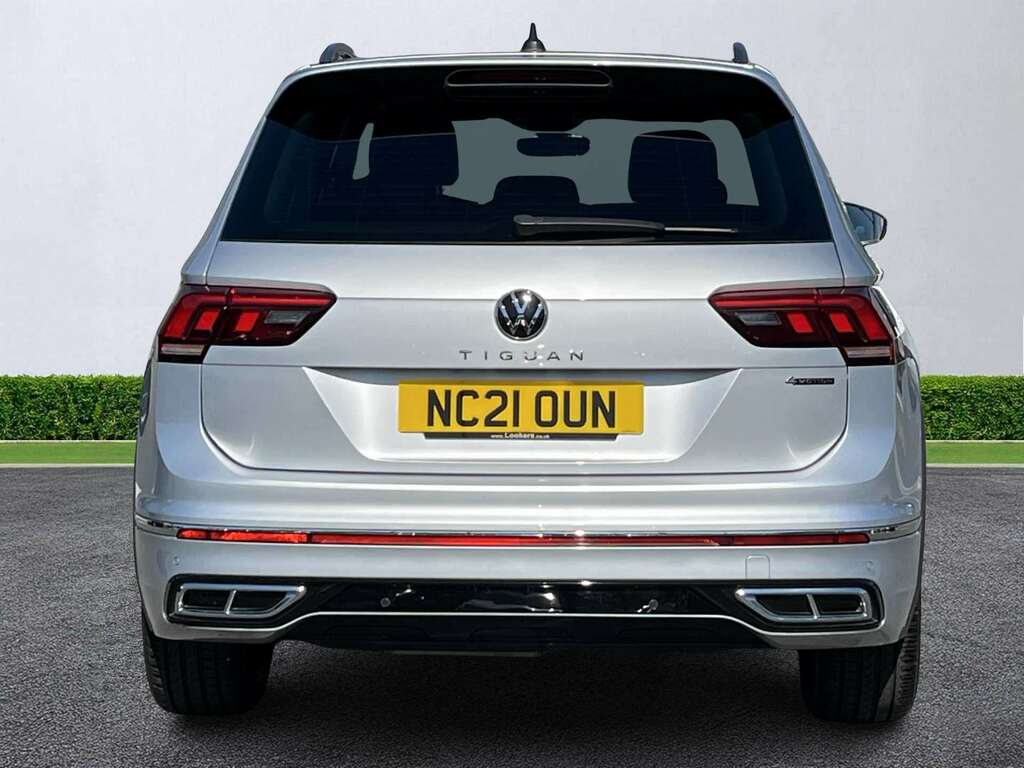 Volkswagen Tiguan 2.0 Tdi 4Motion R-line Dsg Silver #4