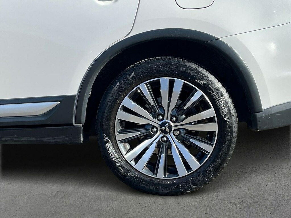 Mitsubishi Outlander 2.0 Mivec Exceed Suv Cvt 4Wd Euro 6 S White #6