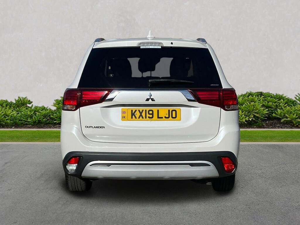 Mitsubishi Outlander 2.0 Mivec Exceed Suv Cvt 4Wd Euro 6 S White #4