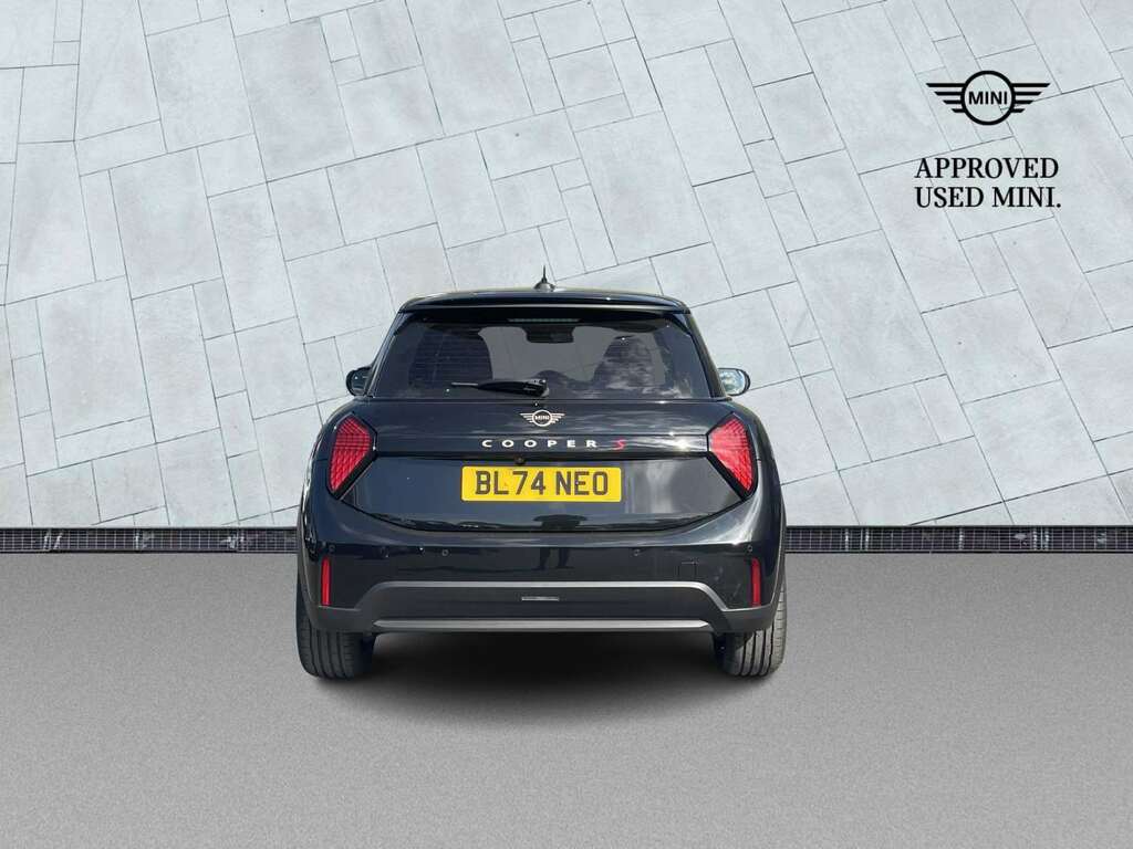 Mini Hatch 2.0 S Exclusive BL74NEO Black #4