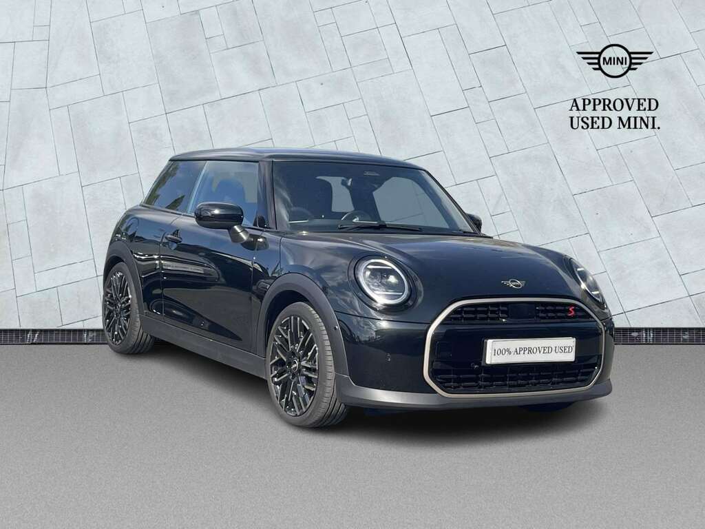Mini Hatch 2.0 S Exclusive Black