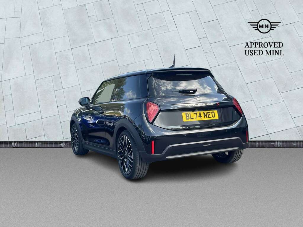 Mini Hatch 2.0 S Exclusive BL74NEO Black #2