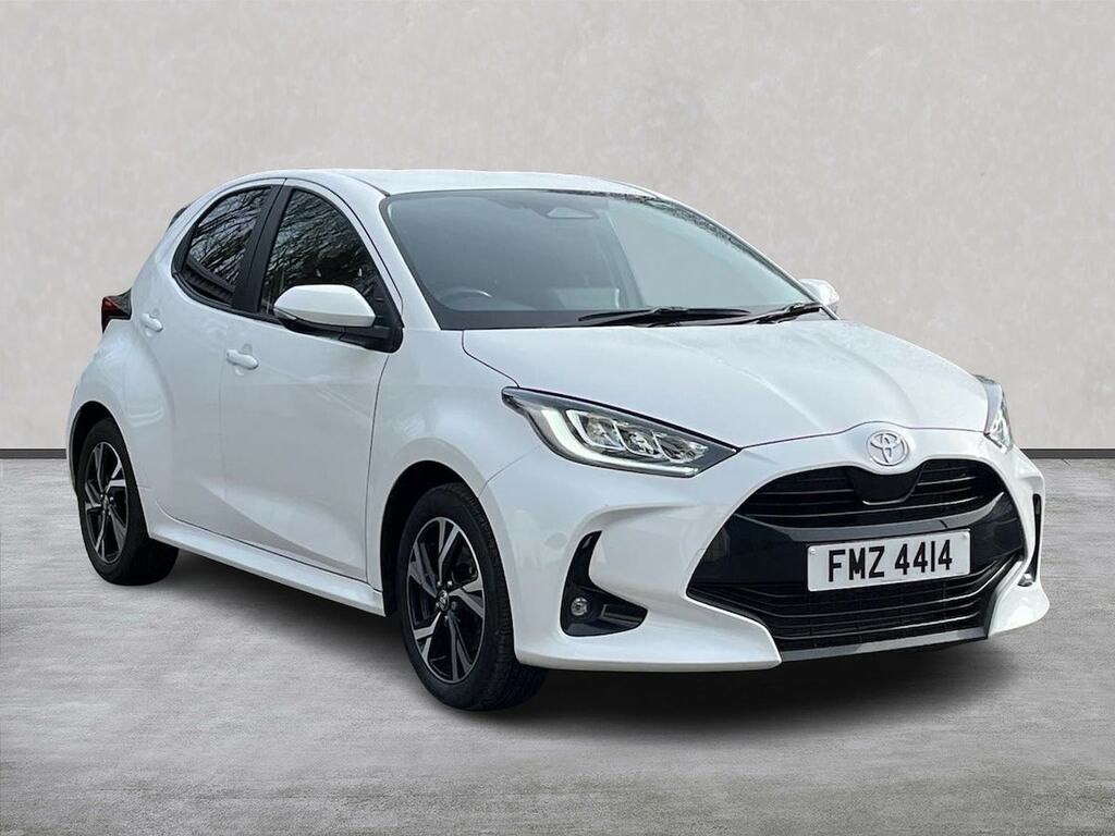 Toyota Yaris 1.5 Vvt-h Design Hatchback Hybrid E-cvt White