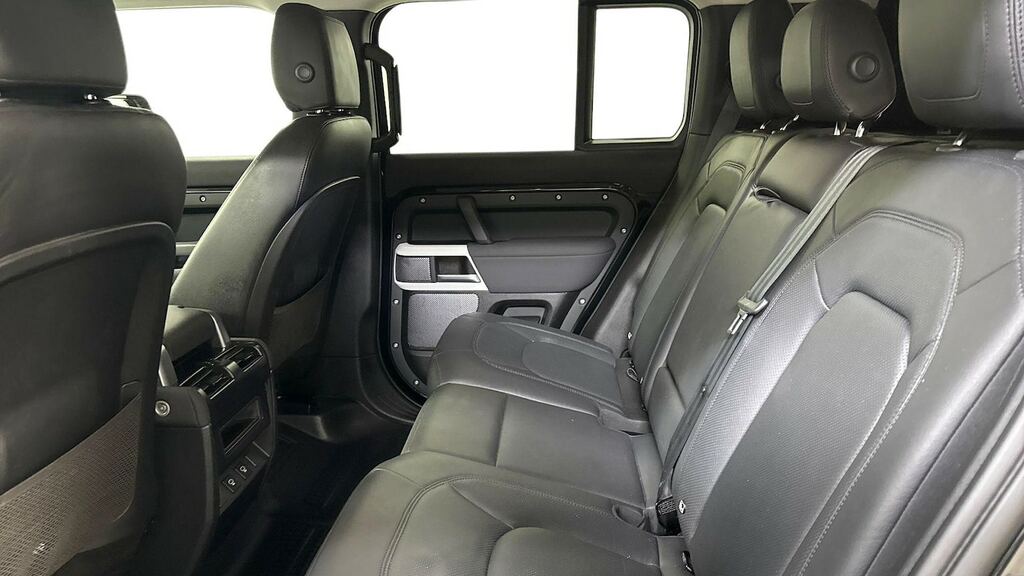 Land Rover Defender 110 3.0 D250 Xs Edition 110 KMZ4733 Black #4