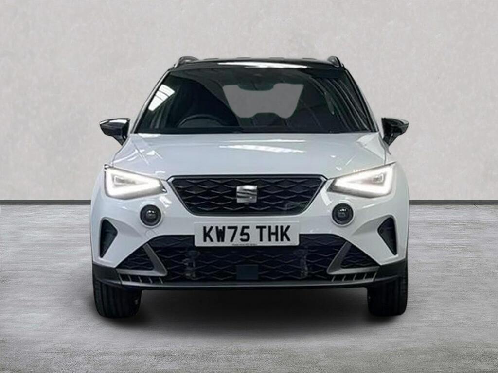Seat Arona 1.0 Tsi 115 Fr Black Edition Dsg KW75THK White #5