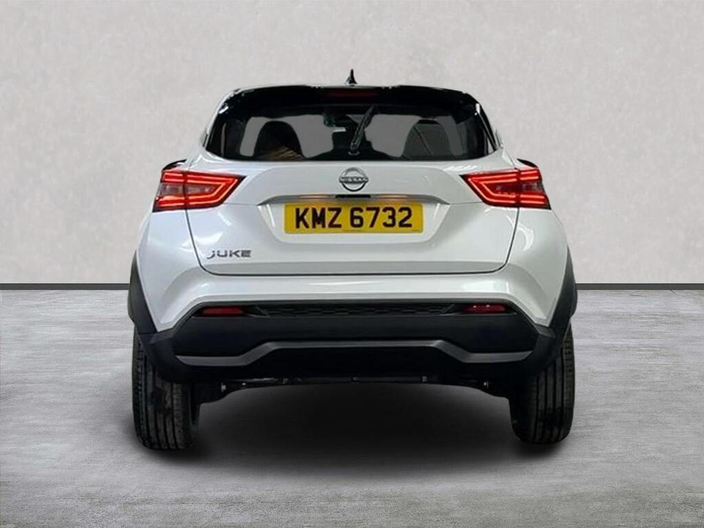 Nissan Juke 1.0 Dig-t Acenta Premium KMZ6732 White #4