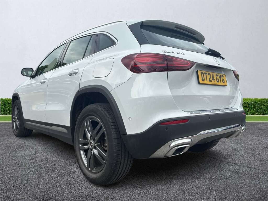 Mercedes-Benz GLA Class Gla 180 Sport Edition DT24GYG White #2