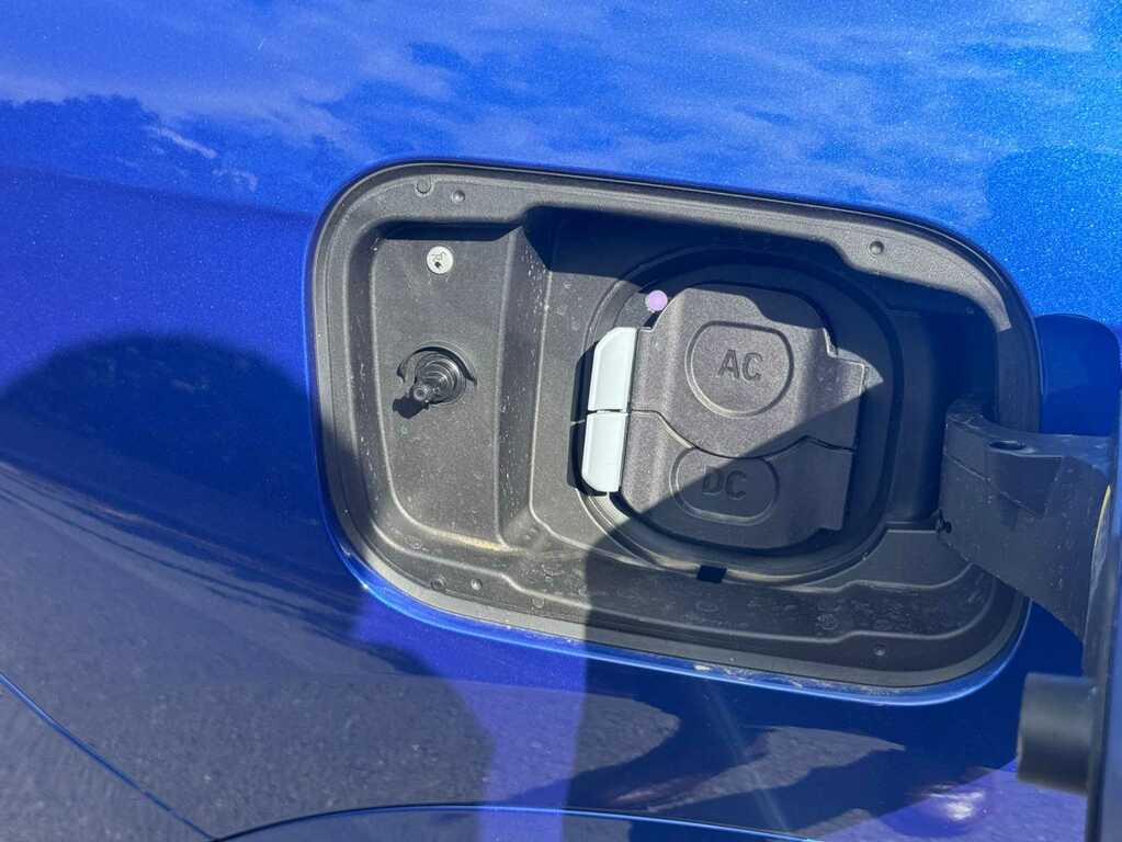 BMW iX1 230Kw Xdrive30 Shadow Edition 65Kwh DP75MMK Blue #4