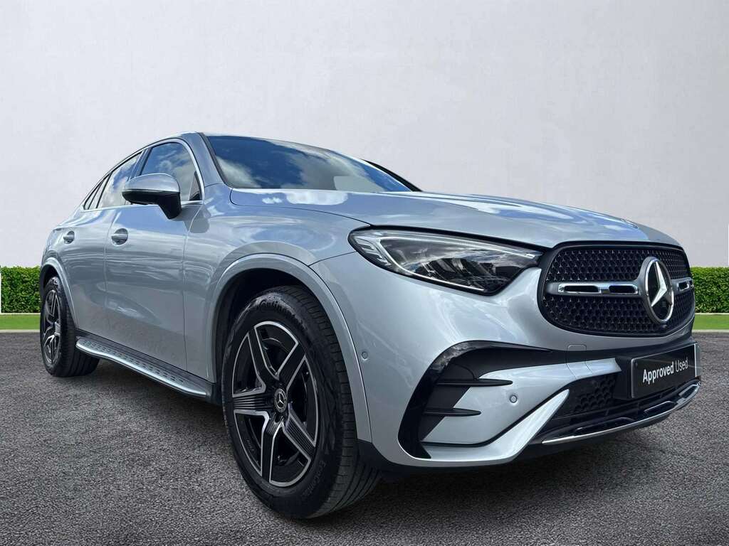 Mercedes-Benz GLC Class Glc 300 4Matic Amg Line 9G-tronic Silver