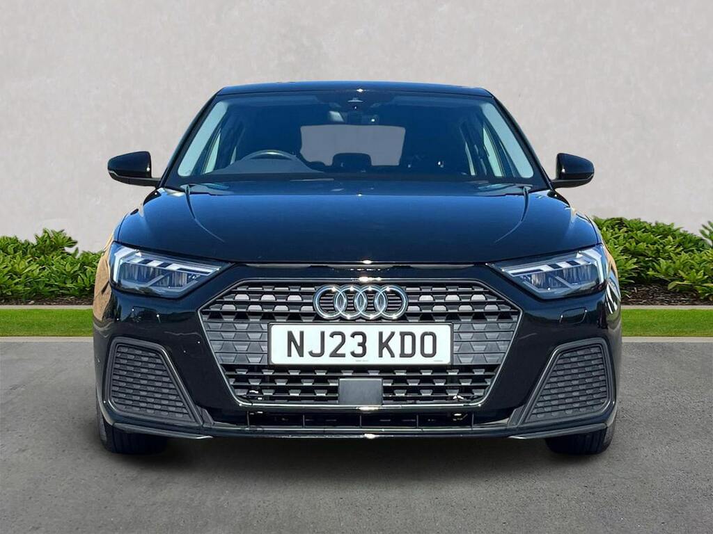 Audi A1 30 Tfsi 110 Technik NJ23KDO Black #5
