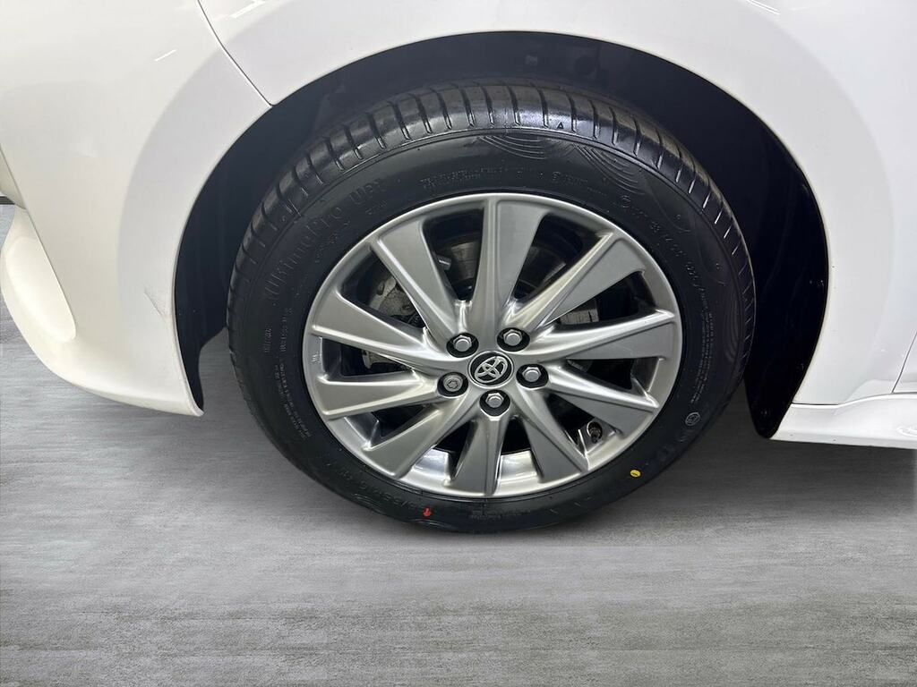 Toyota Yaris 1.5 Vvt-h Icon Hatchback Hybrid E-cvt E AMZ8350 White #6