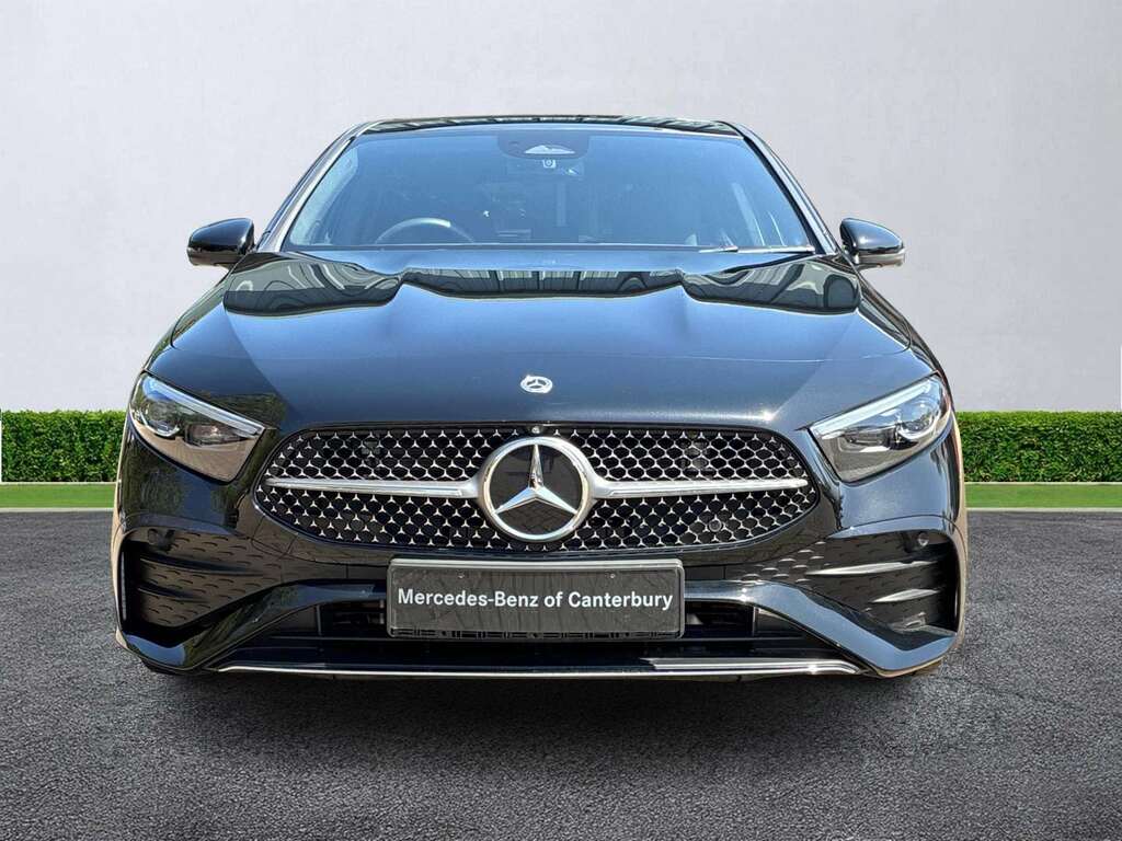 Mercedes-Benz A Class A180 Amg Line Premium Plus Black #5