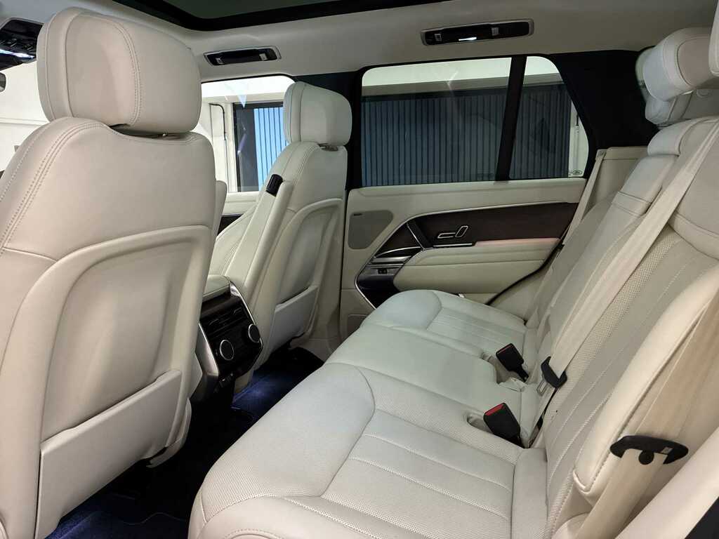 Land Rover Range Rover 3.0 P440e Se PF72LWZ Green #4