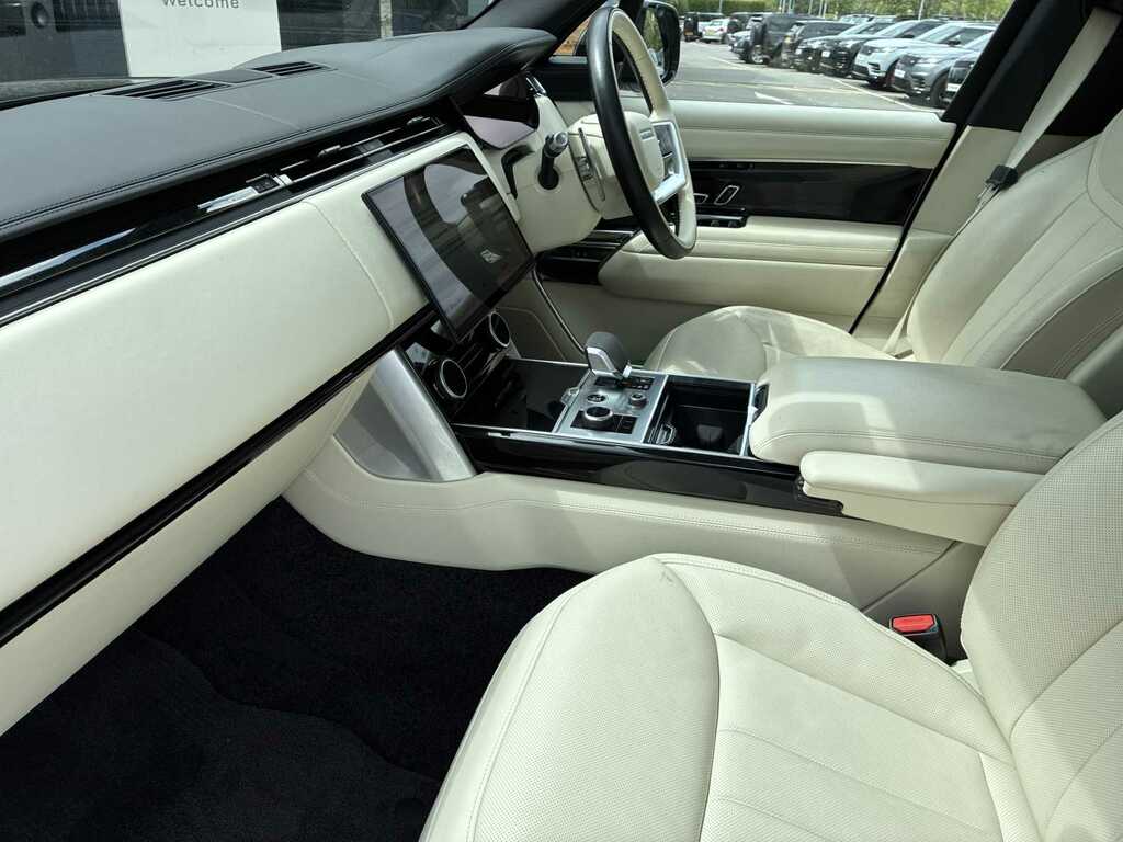 Land Rover Range Rover 3.0 D350 Hse EK72BXN Black #3