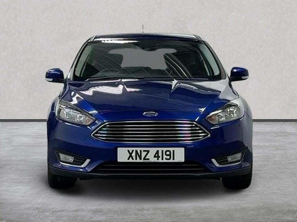Ford Focus 1.5 Tdci Titanium Hatchback Euro XNZ4191 Blue #5