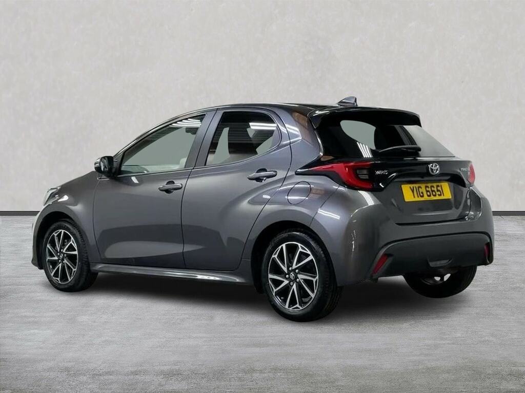 Toyota Yaris 1.5 Hybrid Design Cvt Nav YIG6651 Grey #2