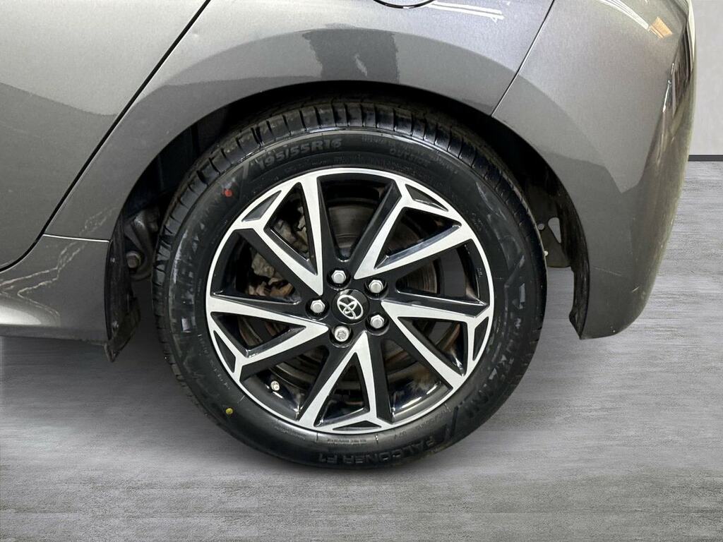 Toyota Yaris 1.5 Hybrid Design Cvt Nav YIG6651 Grey #6
