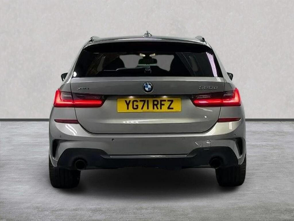BMW 3 Series 2.0 320D Mht M Sport Pro Edition Touring Diese YG71RFZ Grey #4