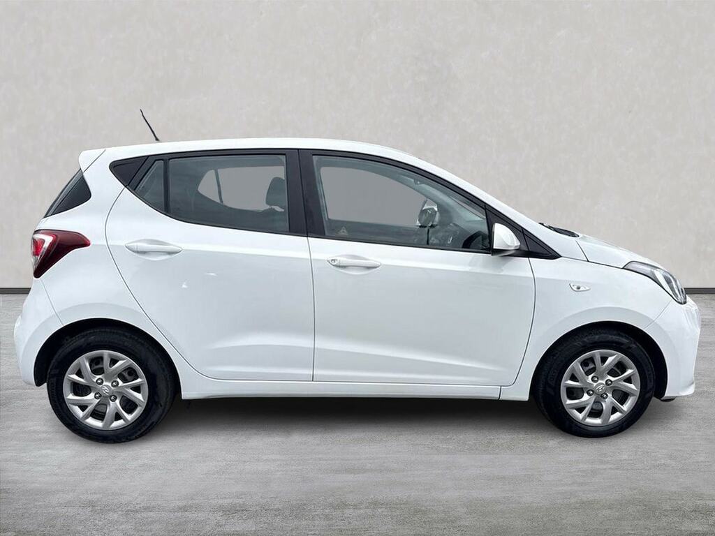 Hyundai I10 1.2 Se Hatchback Euro 6 87 Ps OGZ4466 White #3