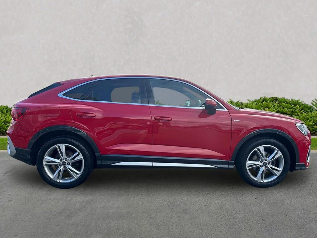 Audi Q3 35 Tfsi S Line GV72HMJ Red #3