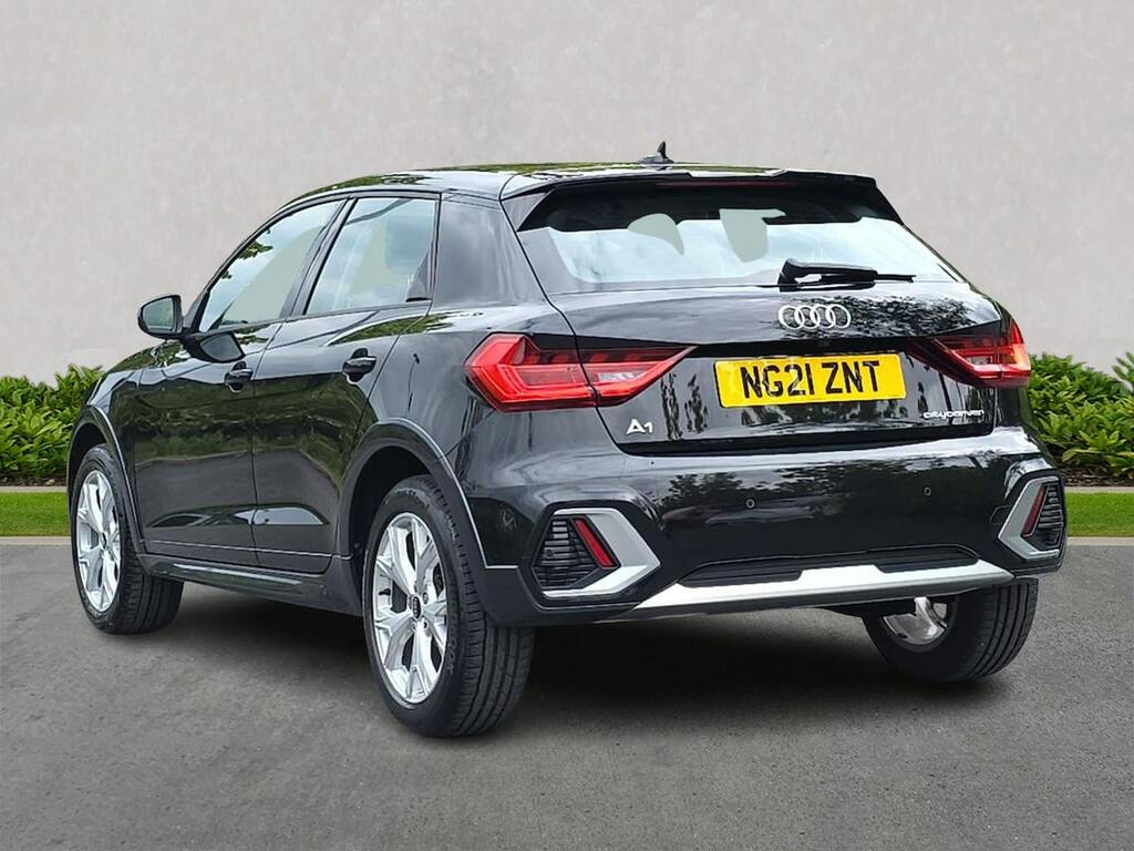 Audi A1 1.5 Tfsi 35 Citycarver S Tronic Euro 6 Black #2