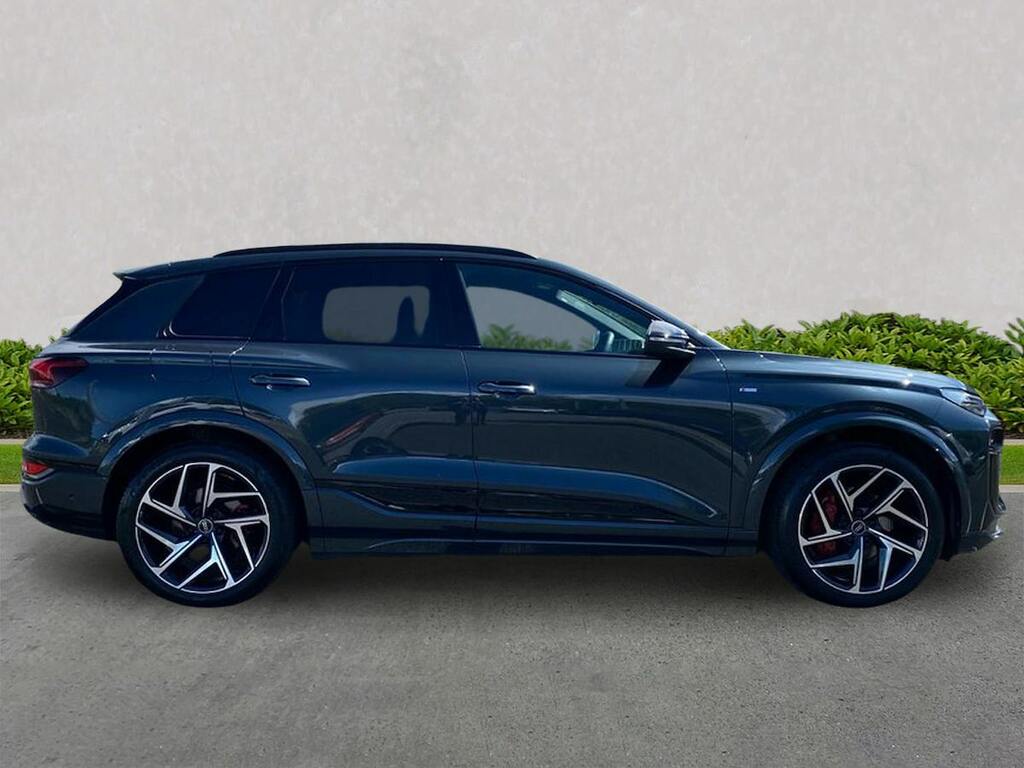 Audi Q6 E-Tron 225Kw Performance 100Kwh Edition 1 Sv KM75VWL Grey #3