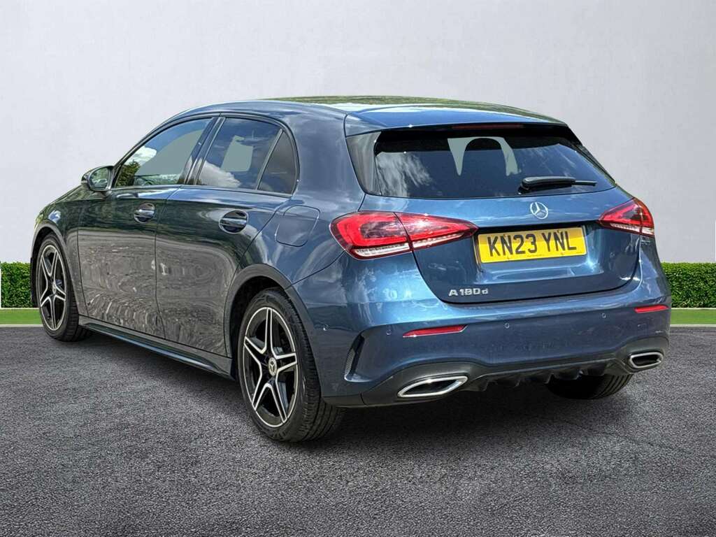 Mercedes-Benz A Class A180d 2.0 Amg Line Executive KN23YNL Blue #2