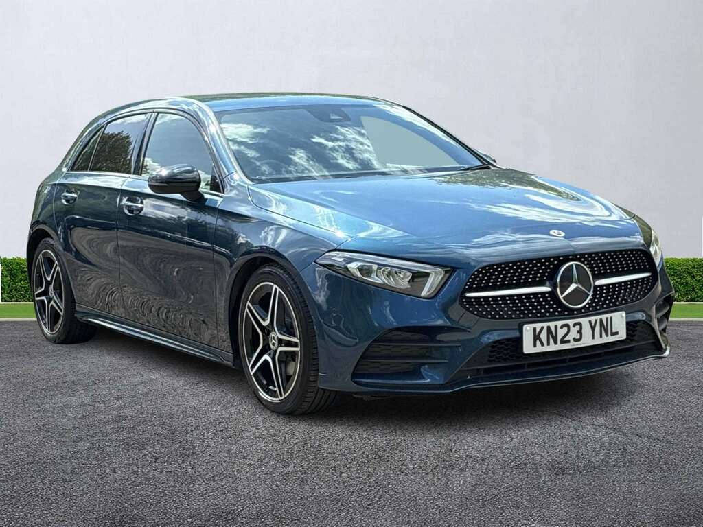 Mercedes-Benz A Class A180d 2.0 Amg Line Executive Blue