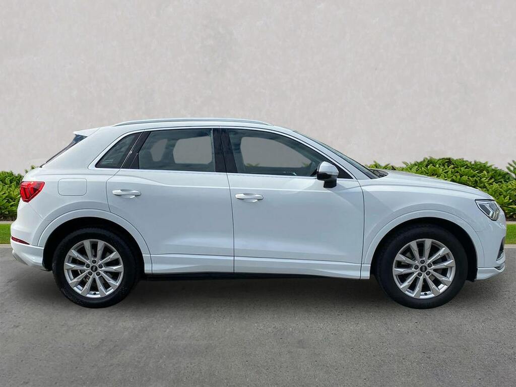 Audi Q3 1.5 Tfsi Cod 35 Sport Suv S Tronic Euro LO71JDZ White #3