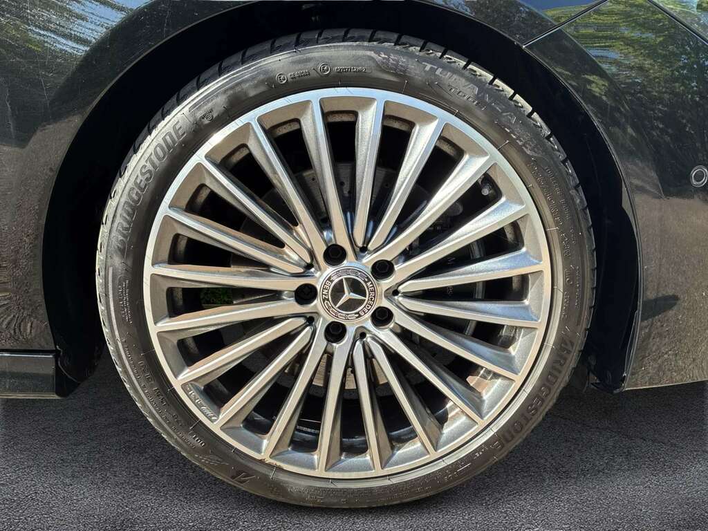 Mercedes-Benz CLA Class Cla 220D Amg Line Premium Tip Black #5