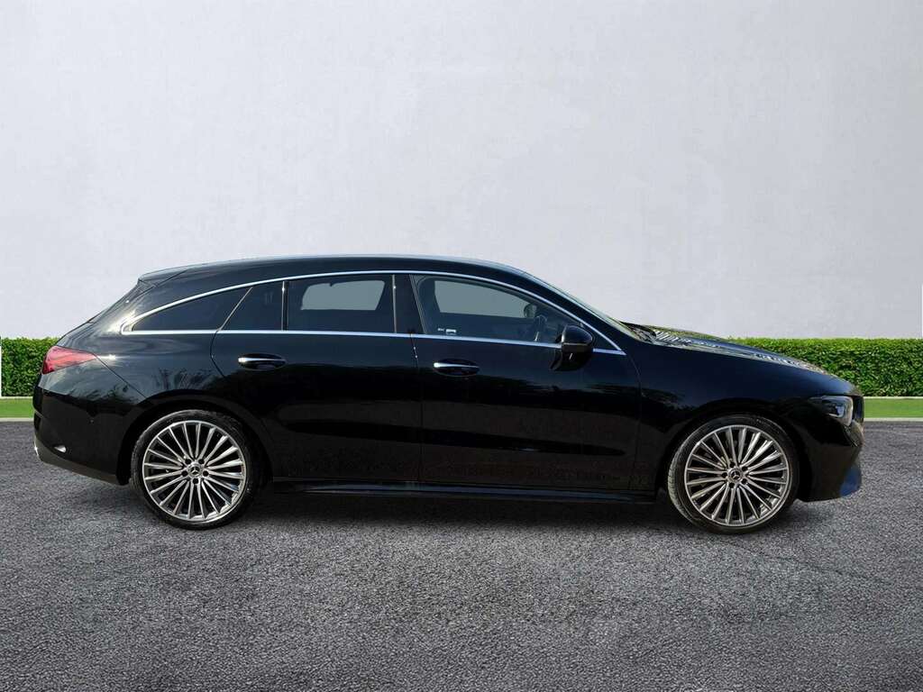Mercedes-Benz CLA Class Cla 220D Amg Line Premium Tip Black #2